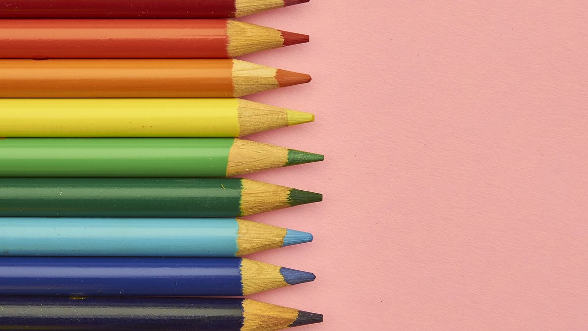 Fundo fotográfico: lápis coloridos